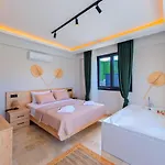 Otel Enu 2